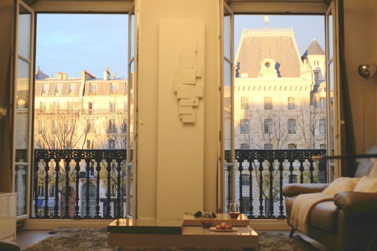 Two Bedroom Luxury Apartment - Balcony With View Of Notre Dame Париж Экстерьер фото